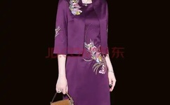 英语课代表的胸好软的作文